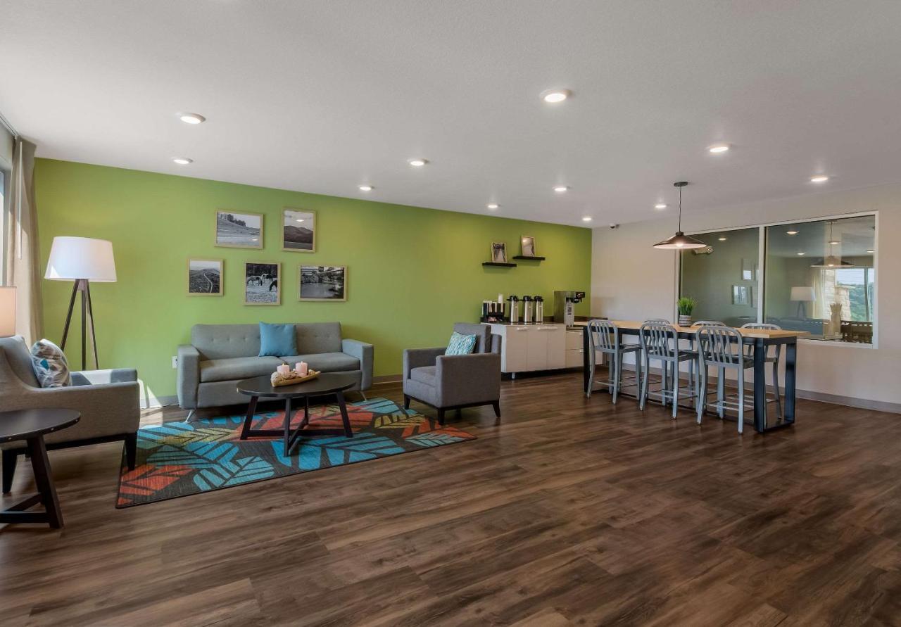 Woodspring Hotel